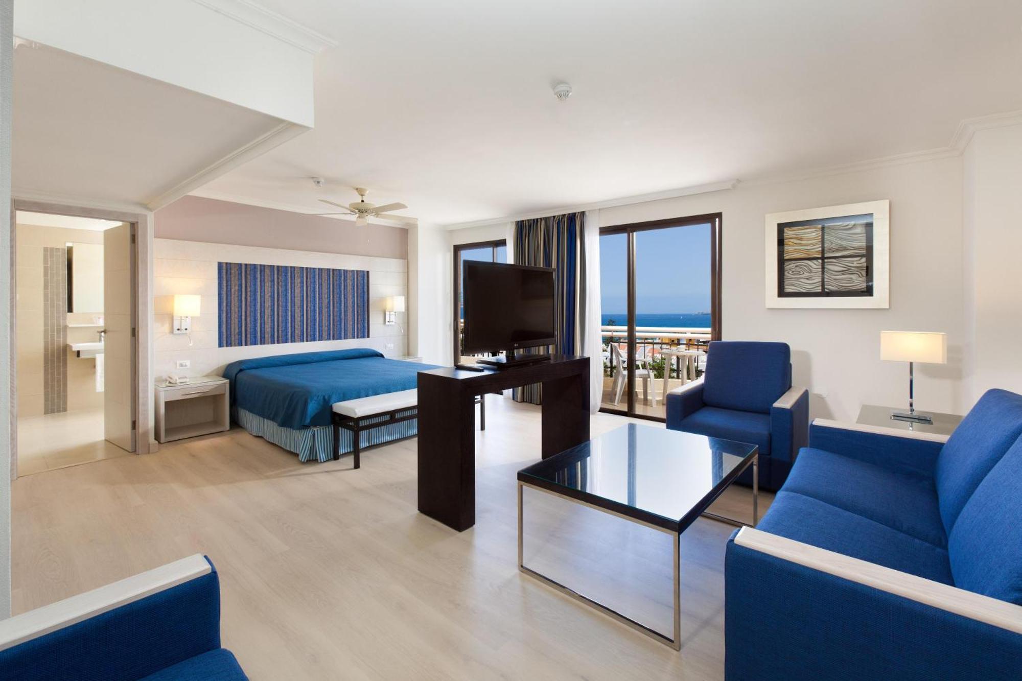 Suite (2 Adults),1742622897:JPEG